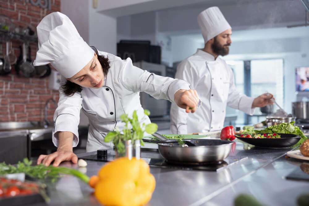 Kitchen mistakes affecting order flow in a restaurant kitchen